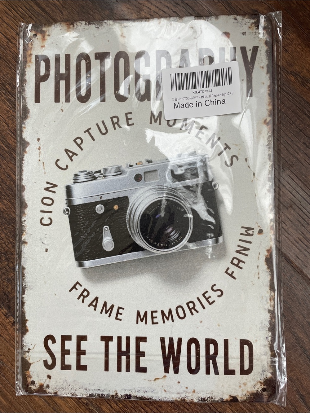 Metal Vintage Camera Wall Art Sign - Black & Silver